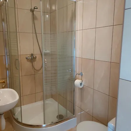 Homestay szállás Bafia - Goscinne *